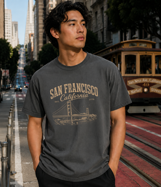 San Francisco California Vintage Comfort Colors T-Shirt | Golden Gate Bridge Graphic Tee