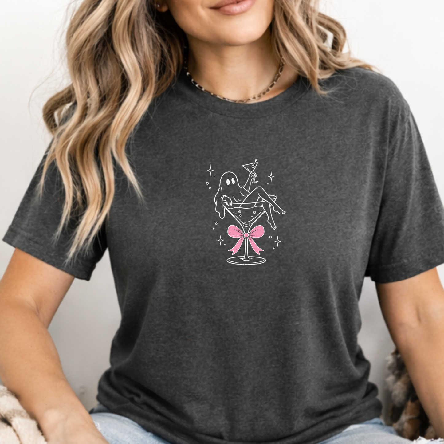 Martini Ghost T-Shirt – Cute Halloween Cocktail Graphic Tee