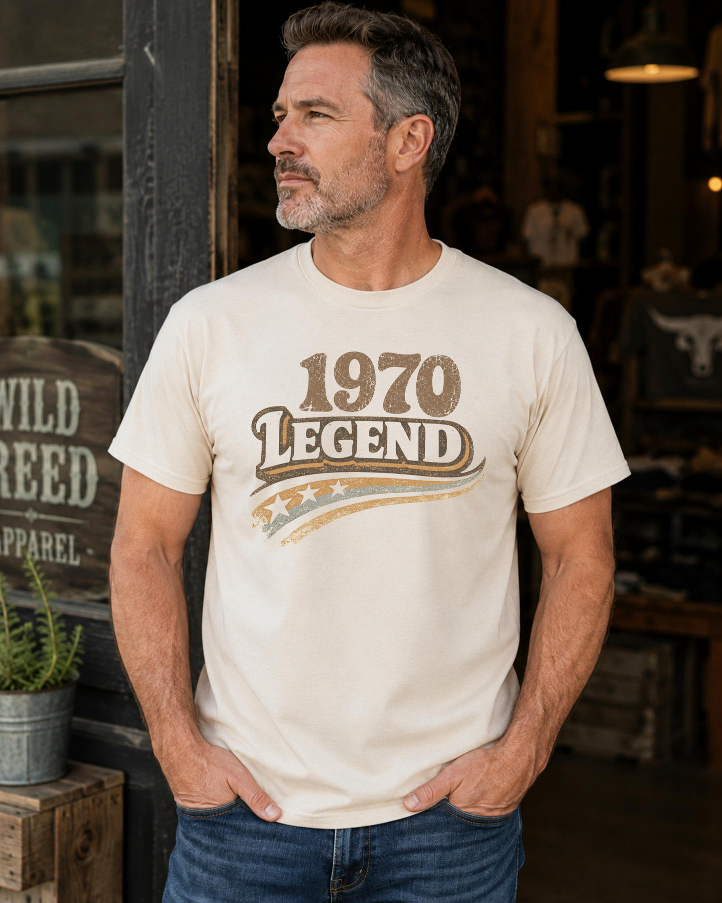 1970 Legend Vintage Birthday T-Shirt | Retro 1970 Birthday Tee