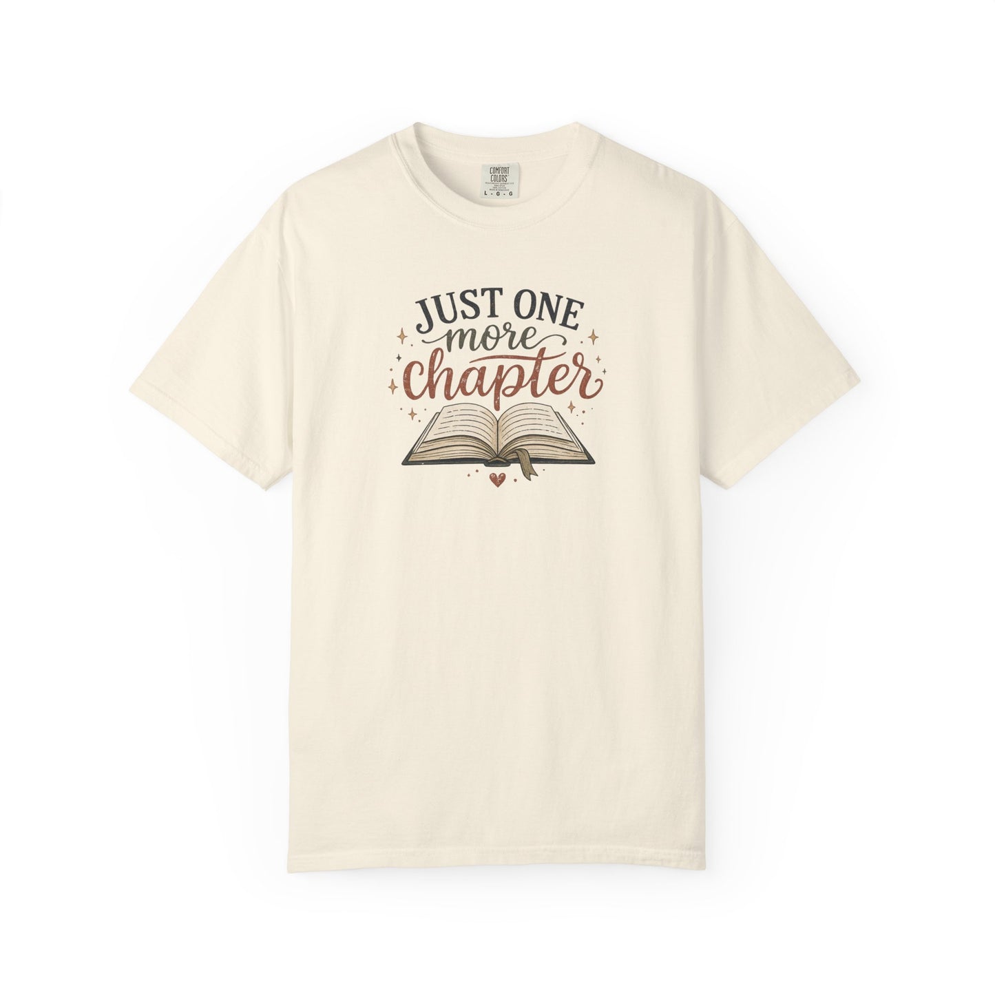Just One More Chapter Shirt, Book Lover T-Shirt, Reader Graphic Tee, Cozy Reading Shirt, Bibliophile Gift, Bookish Tee