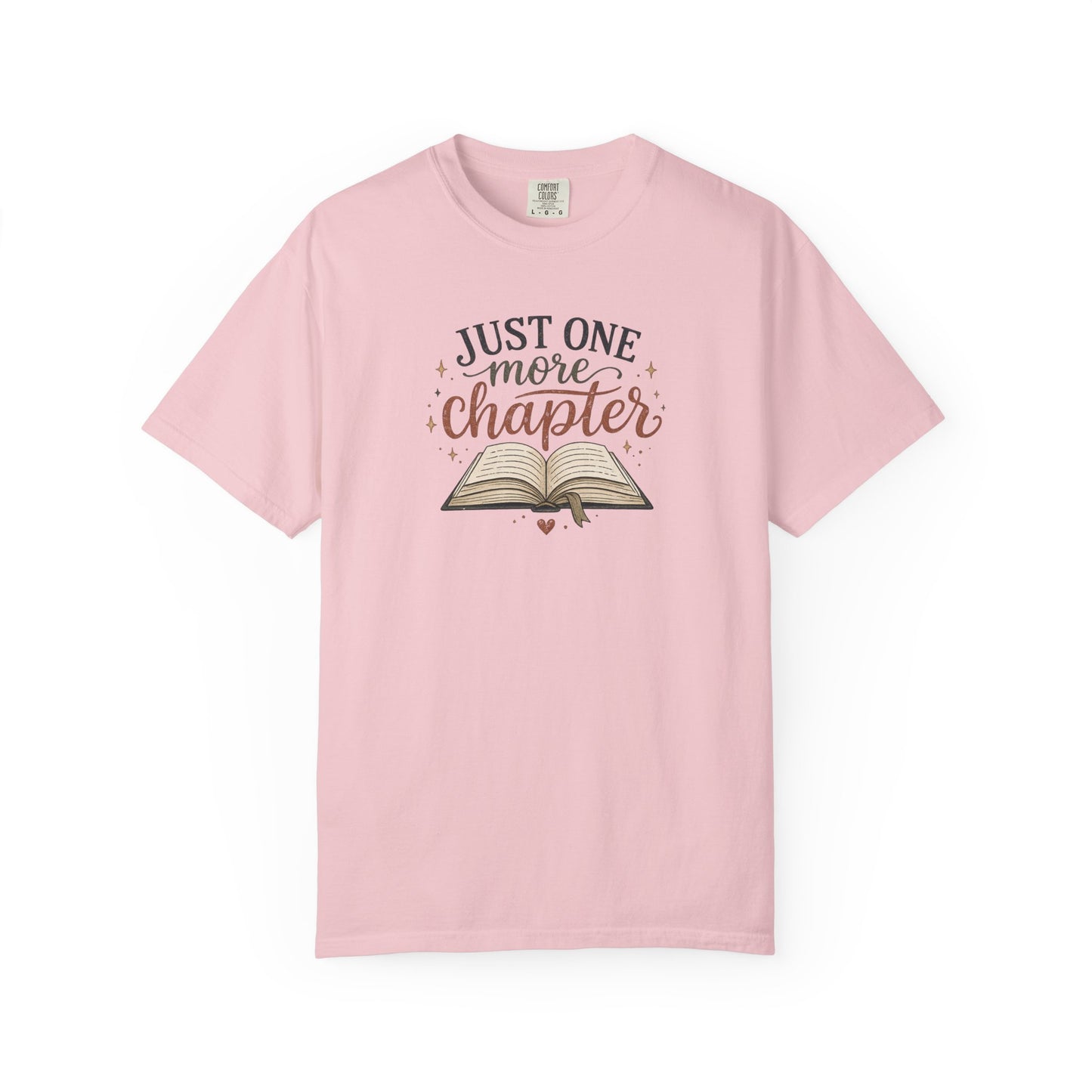 Just One More Chapter Shirt, Book Lover T-Shirt, Reader Graphic Tee, Cozy Reading Shirt, Bibliophile Gift, Bookish Tee